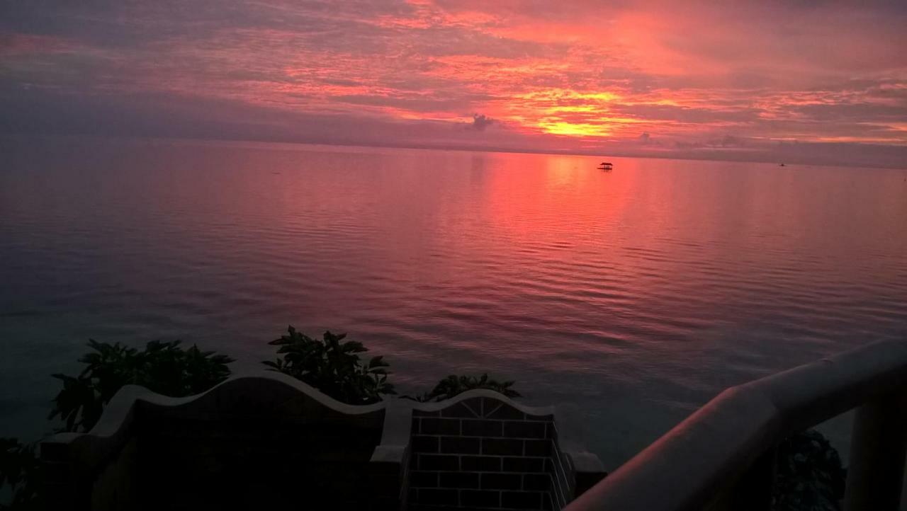 Sunset Vista Sea Front Guest House Union  Exteriör bild